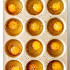 Breakfast - How to bake eggs in muffin tin recipes